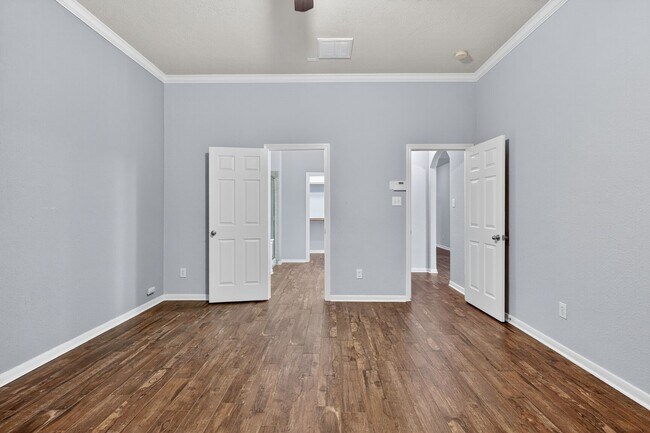Building Photo - 26 Ebony Oaks Pl