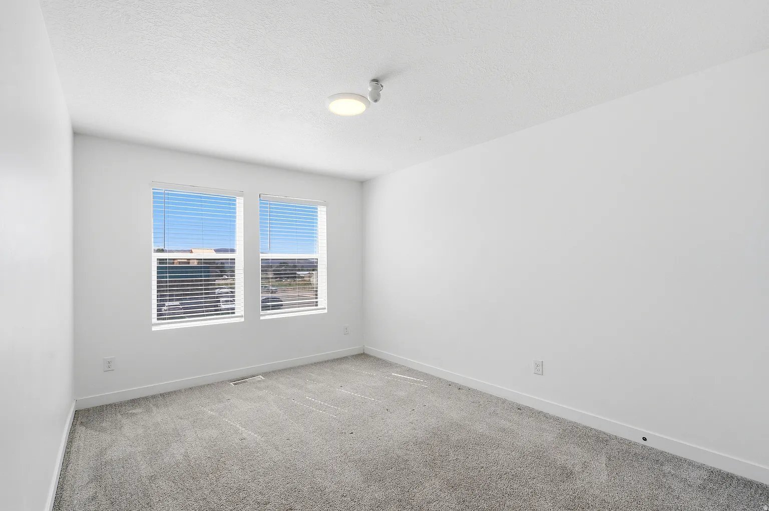 Building Photo - 244 N 200 E