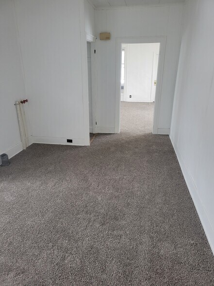 Building Photo - 314 West Ave