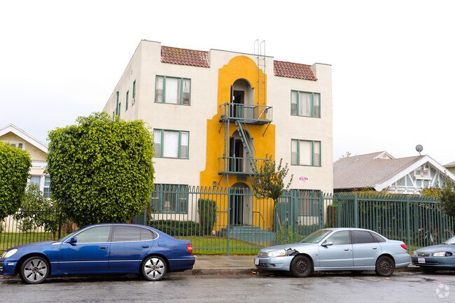 Primary Photo - 3012 Halldale Ave