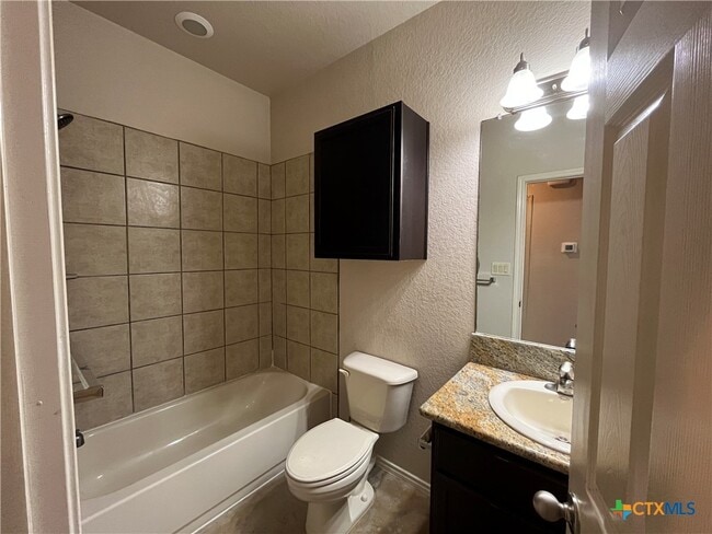 Building Photo - 268 Rosalie Dr