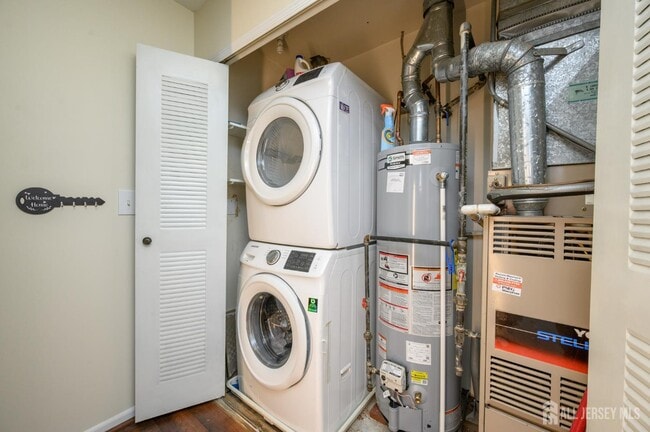 Building Photo - 4112 Birchwood Ct