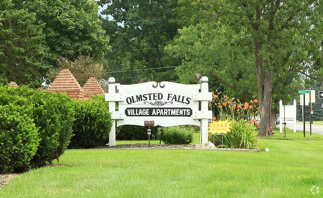 Olmsted Falls Village - Olmsted Falls Village Apt - SPO Properties