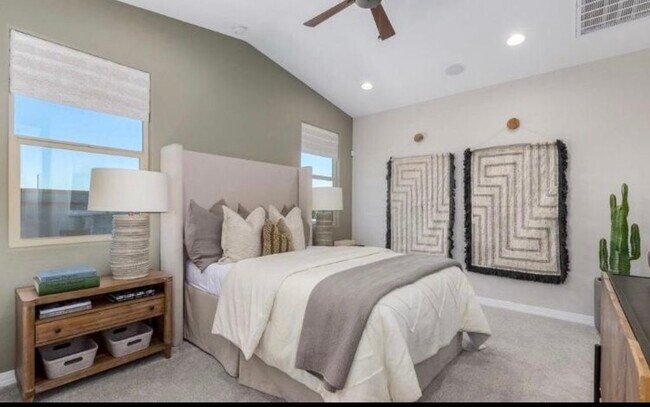 Building Photo - 17976 W Jones Ave