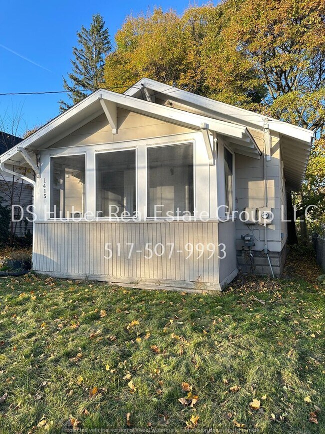 Building Photo - 1415 Lansing Ave