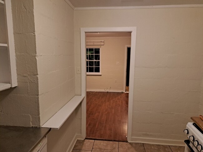 Building Photo - 1502 Pepper Dr
