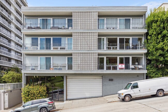 Building Photo - 2121 Laguna St