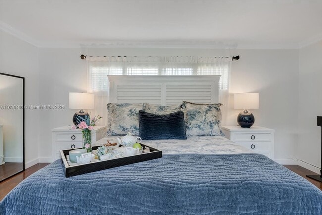 Building Photo - 4830 San Amaro Dr