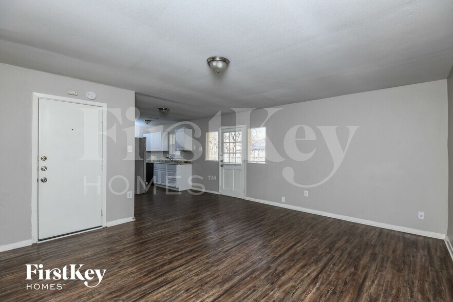 Building Photo - 129 Sheffield Dr