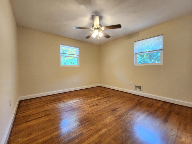 Building Photo - 226 Brookdale Ave