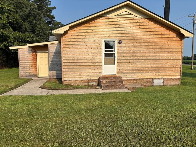 Building Photo - 706 Muddy Creek Rd