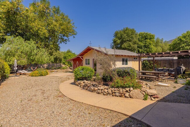 Building Photo - Upper Ojai Country Charmer w/Granny Flat