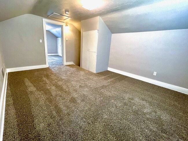 Building Photo - Beautiful historic 3BR/2BA Home