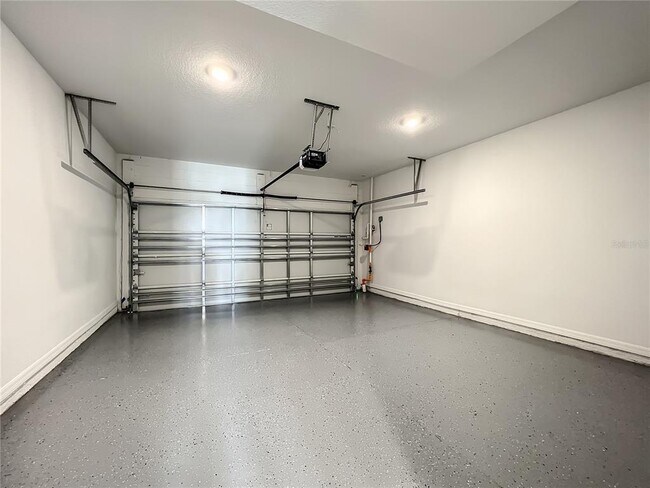 Building Photo - 12518 Willstatter Ave