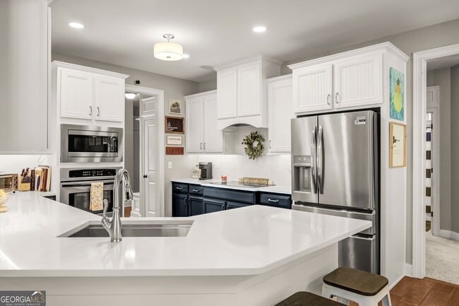 Building Photo - 75 Drews Ridge Dr