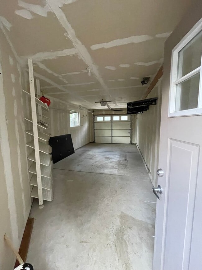 Building Photo - STUNNING Four Bedroom Ranch in Denver, CO-...