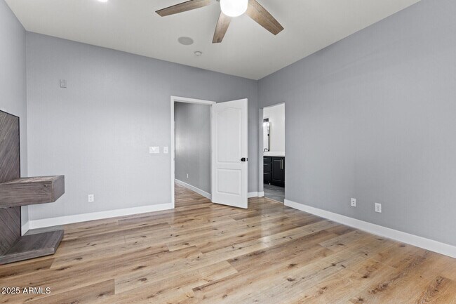 Building Photo - 6940 E Cochise Rd