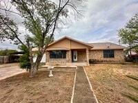 Building Photo - 3828 Clavel St
