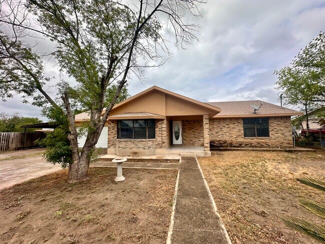 Primary Photo - 3828 Clavel St