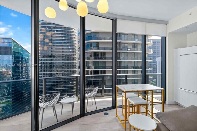 Building Photo - 55 SW 9th St