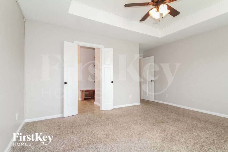 Building Photo - 304 SW 171st St