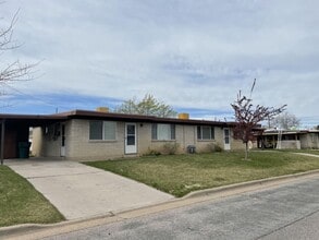 Building Photo - 5300 5300 S St