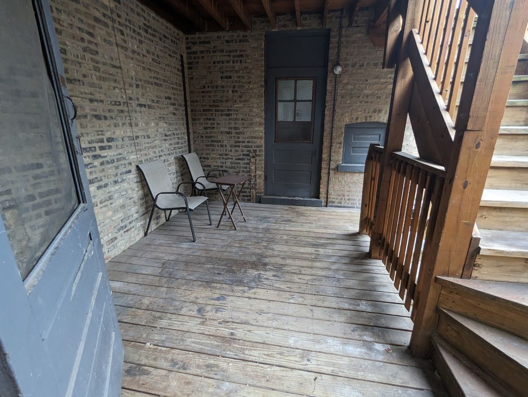 Building Photo - 2338 N Spaulding Ave