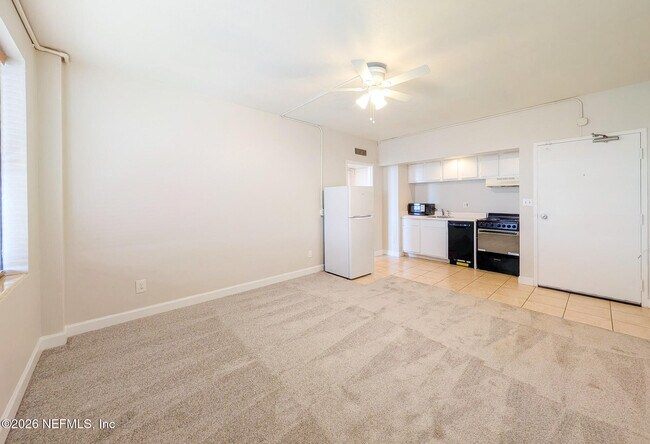 Building Photo - 311 W Ashley St