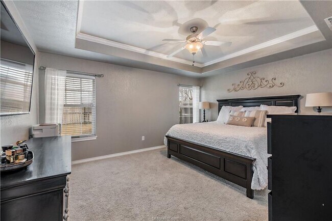 Building Photo - Beautiful 3 Bed, 2 Bath in Castlegate