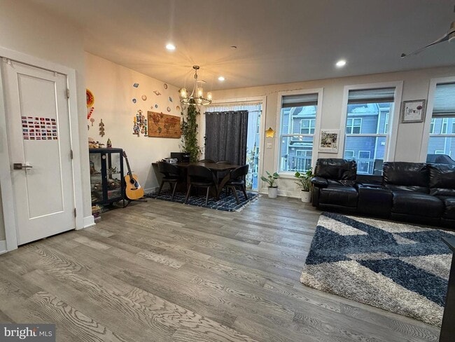 Building Photo - 506 Juneberry Ct