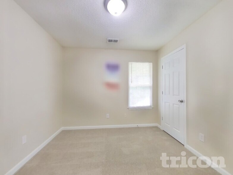 Building Photo - 3853 Sunview Dr NW