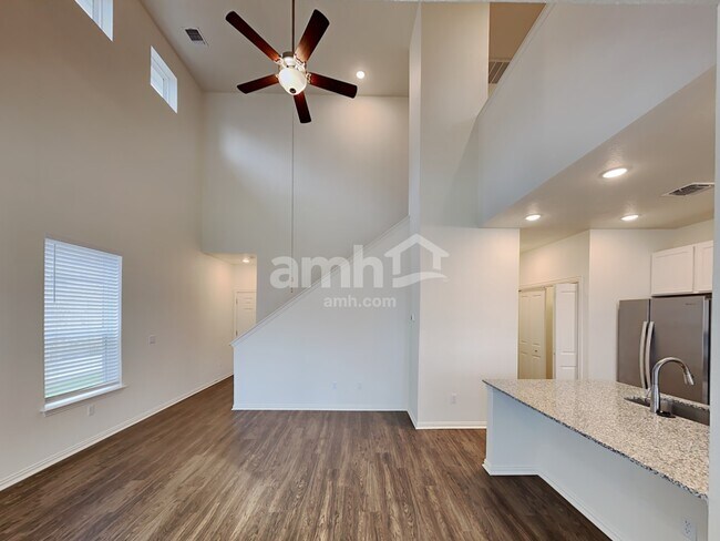Building Photo - 2716 Geronimo Creek