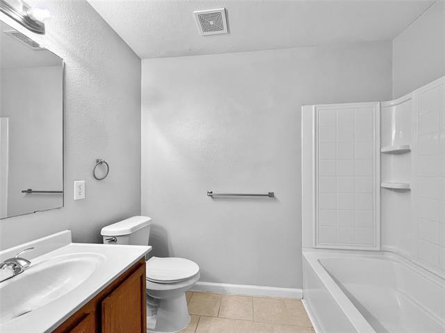 Building Photo - 2801 Prairie Ct