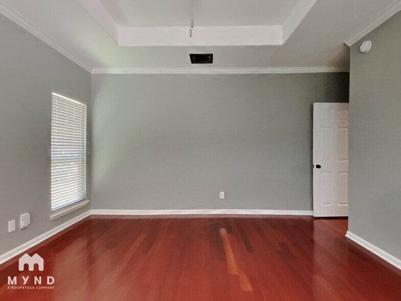 Building Photo - 8014 Winter Park