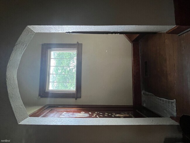 Building Photo - 3 br, 1.5 bath House - 529 Theo Moll Dr