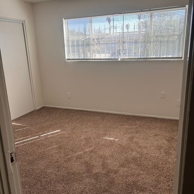 Building Photo - 55+ COMMUNITY- 2 BEDROOM 2 BATH FOR RENT A...