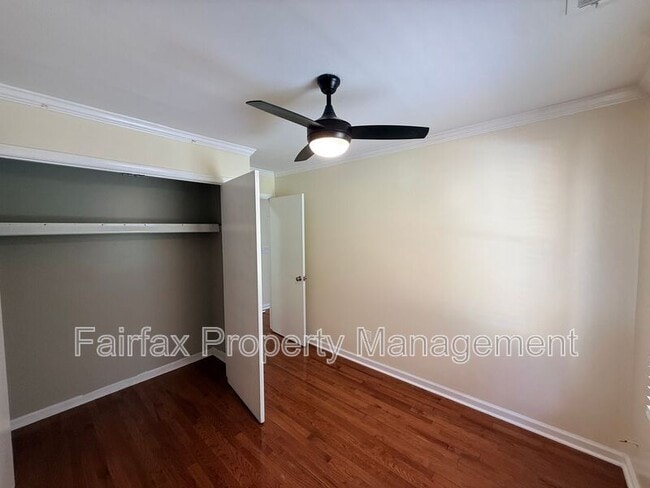 Building Photo - 107 Perriwinkle Pl