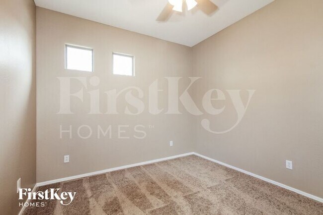 Building Photo - 7115 W Lone Tree Trail