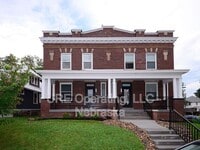 Building Photo - 2967 Harris St