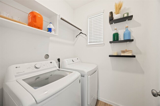 Building Photo - 4238 Redford Valley Rd