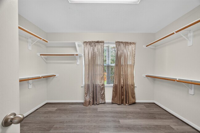 Building Photo - 11315 Riverstone Lake Ln
