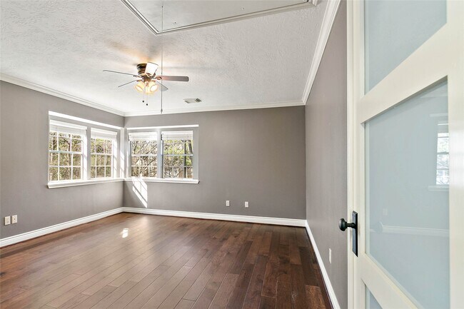 Building Photo - 3 Bough Leaf Pl