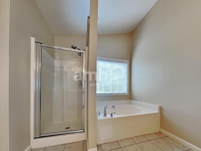 Building Photo - 109 Morrocroft Ln