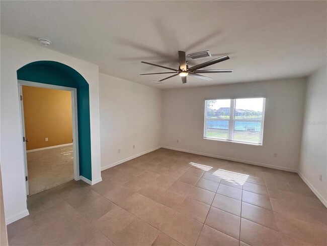 Building Photo - 7053 Waterford Pkwy