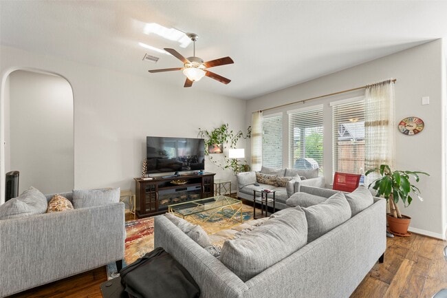 Building Photo - 11218 Puckett River Dr