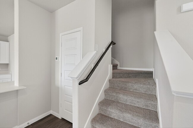 Building Photo - 9219 Grace Rdg Dr