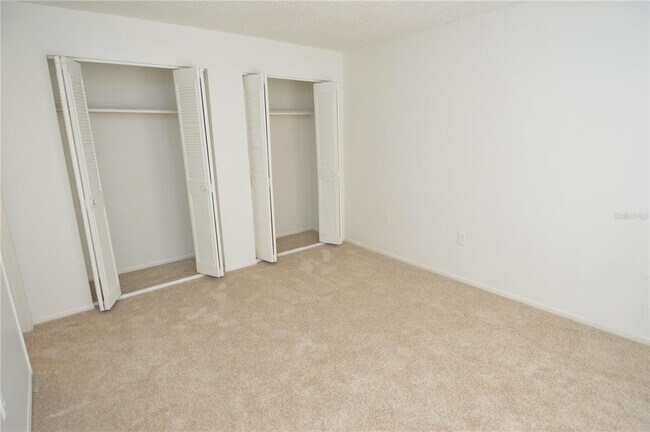 Building Photo - 5006 Moro Manor Dr