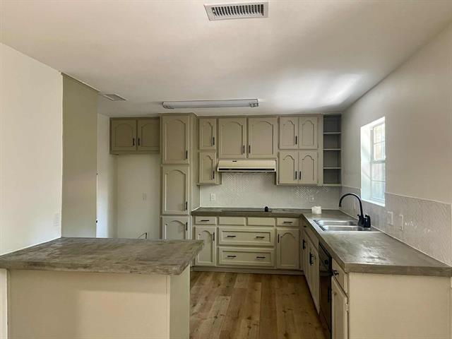 Building Photo - 118 Oakhaven Dr