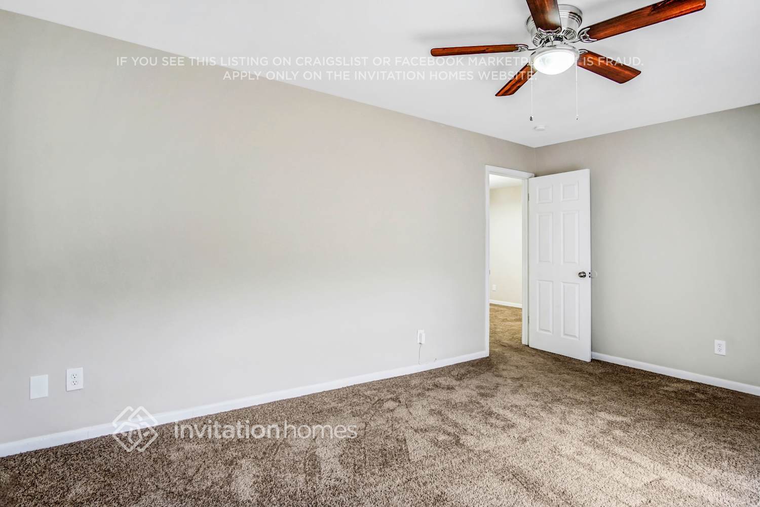 Building Photo - 2407 Cresta Dr