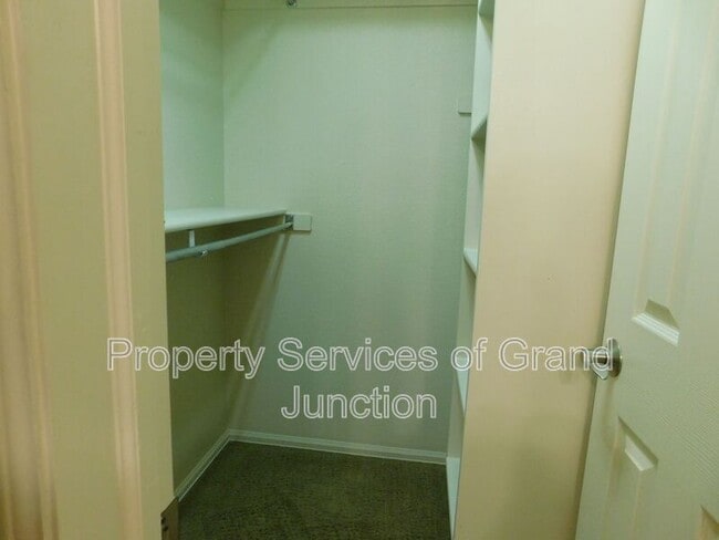 Building Photo - 434 1/2 Jornada Street